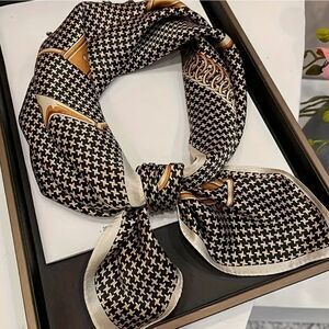 Chic Boho Houndstooth Scarf Black And Beige